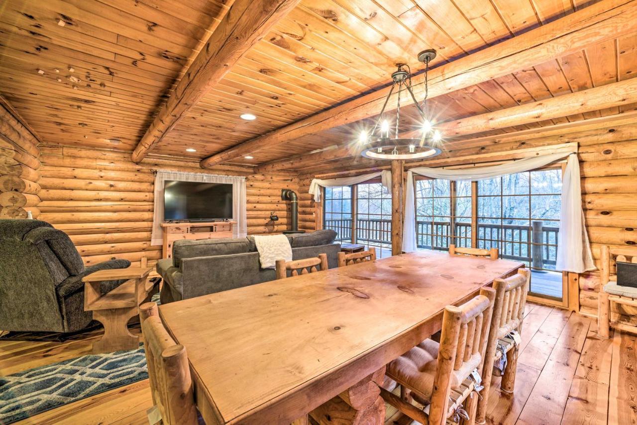 Spacious Cabin With Decks Near Saratoga Springs Middle Grove 外观 照片